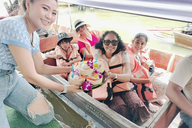 Private Tour to Railway Market, Floating Market And Ayutthaya - Should you book this private tour?