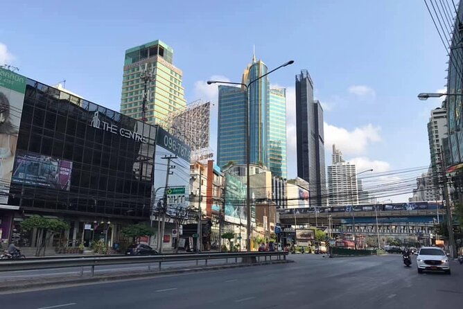 Private transfer from BKK airport to Bangkok City - The Private Car Ride: Comfort, Cooling, and a Professional Driver