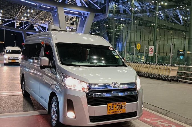 Private Transfer from Hotel to Bangkok Airport incl. tollway - Communication that reduces stress before pickup