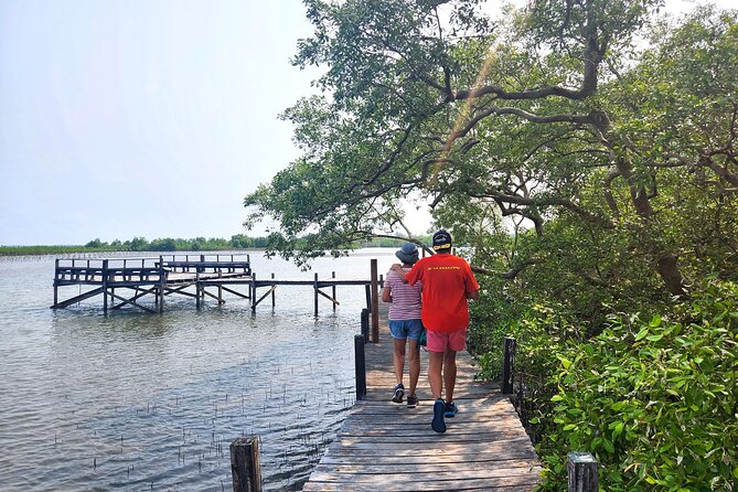 Rayong Adventure Full day Trip from Pattaya Tour - Lunch by the Rayong river, and why you should keep it simple