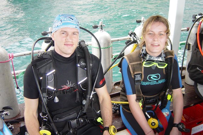 Refresher scuba diving trip, 3 dives at Racha Noi and Racha Yai - Who should book this refresher, and who might want a different plan