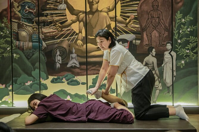 Rest And Relax Massage - Traditional Thai Massage In Bangkok / Sukhumvit - Getting there: meeting point basics you can trust