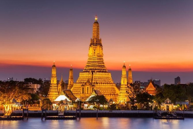 Royal Grand Palace and Bangkok Temples: Half Day Tour - Grand Palace Highlights: Emerald Buddha, Coronation and Funeral Halls