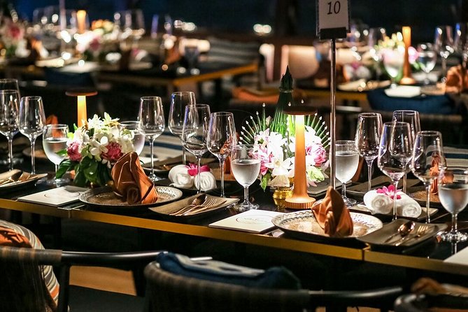 Saffron: A Luxurious Dinner Voyage on the River of Kings - Drinks, tabs, and the smart way to manage costs