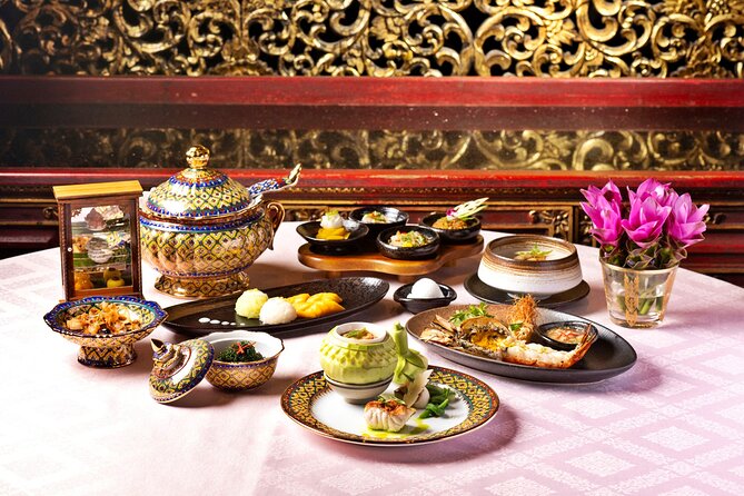 Sala Rim Naam Dinner and Show at Mandarin Oriental in Bangkok - Sala Rim Naam dinner: what you get in the set menu