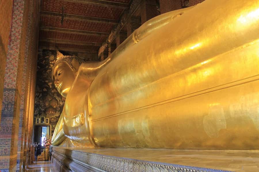 Shared Tour: Wat Pho, Wat Traimit and Wat Benchamabophit - Price and Value for a $46 Half-Day