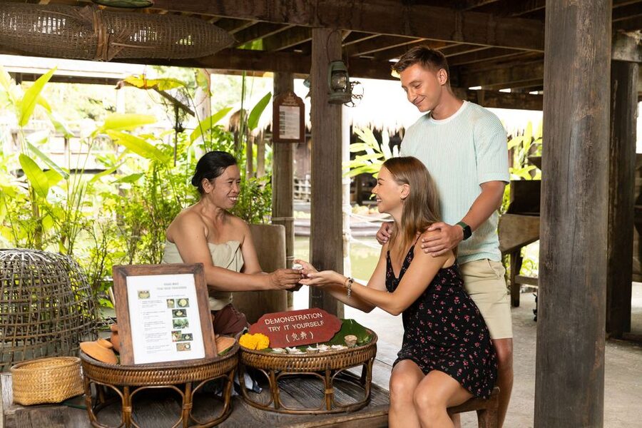 Siam Niramit Phuket Admission Ticket with Transfer Option - The 8:30 PM main stage show: 80 minutes of Thai storytelling