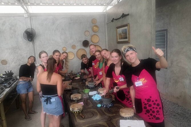 Signature Thai Cooking Course - Five Hours, Six Categories, One Wok Per Person