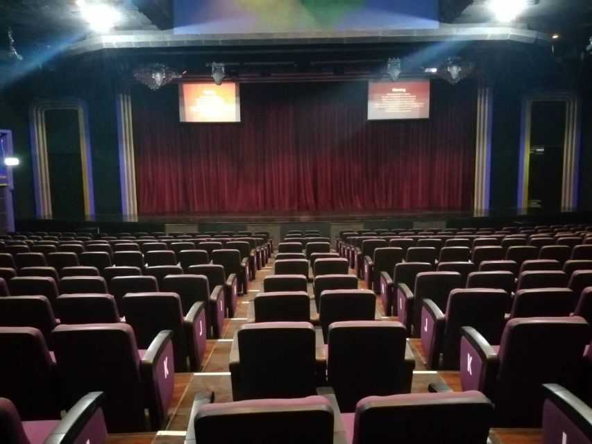 Simon Cabaret Phuket Show Included Tickets and Transfer - Who should book this Simon Cabaret Phuket show?