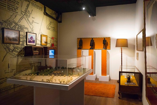 Skip the Line: Patpong Museum Guided Tour - Air-Conditioned Comfort: Escaping the Bangkok Heat Without Skipping Learning