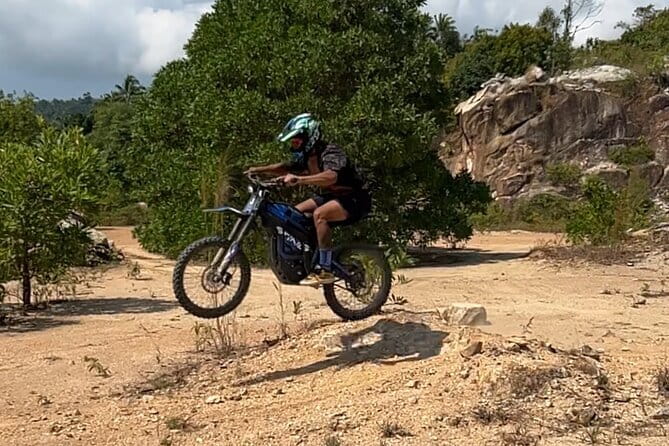 Sky High Zipline and Wang Sai Waterfall Views on Koh Phangan - Sky Bike and Sky Table: a clever way to split the mood