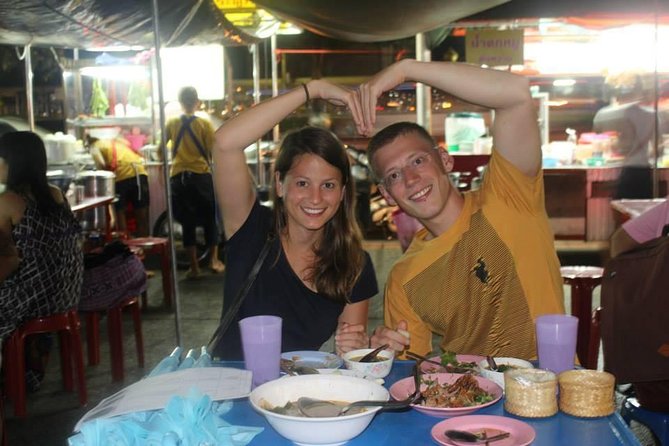 Small-Group Chiang Mai Evening Street Food Tour - How the Guide Helps You Order in Thai (Not Just Eat)