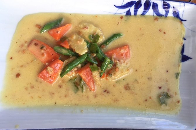 Small-Group Smart Thai Cooking Class in Krabi - The school stop and how logistics feel during the afternoon