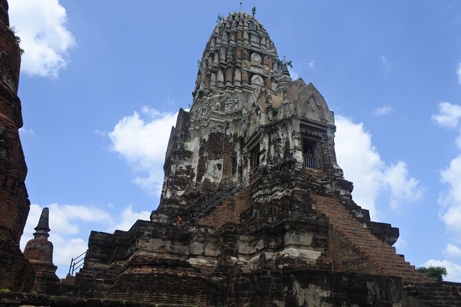 Small Group Tour to Ayutthaya Temples from Bangkok with Lunch - Lunch in Ayutthaya: Included, Convenient, and Sometimes Crowded