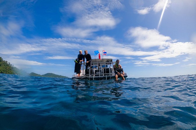 Snorkel in Koh Lanta, Thailand - Guides who help you look, not just float