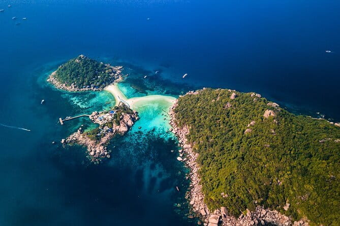 Snorkeling and Kayaking Tour at Angthong Marine Park by Speedboat from Koh Samui - Ko Wua Ta Lap lunch and beach time: decent buffet, mixed reports on breakfast