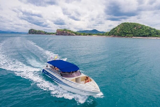 Snorkeling and Kayaking Tour at Angthong Marine Park by Speedboat from Koh Samui - Safety and guide care: mostly positive, one serious concern to note