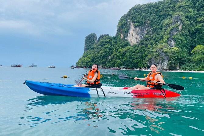 Snorkeling and Kayaking Tour at Hong Islands From Krabi - Daeng Island Snorkeling Stop, What You’ll Notice Once You’re In
