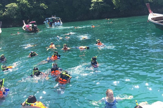 Snorkeling and Sunset to Krabi 7 Islands by Longtail Boat + Buffet BBQ Dinner - Comfort and safety: who this tour suits best