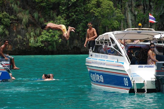 Snorkeling Phi Phi Islands Tour From Phi Phi by Speedboat - Getting to McDonald’s by Tonsai Pier (and Why It Can Be Hectic)