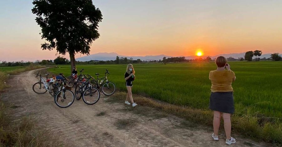 Sukhothai: 2.5-Hours Guided Countryside Sunset Bike Tour - Who This Tour Suits Best (and Who Should Skip It)