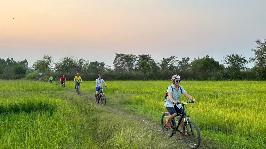 Sukhothai: 2.5-Hours Guided Countryside Sunset Bike Tour - Quick Call: Should You Book This Sunset Bike Tour?
