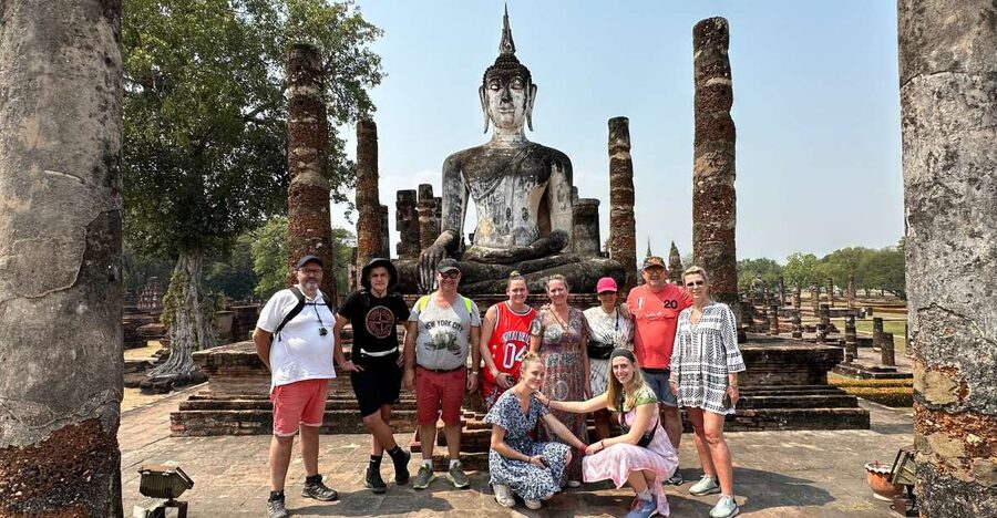 Sukhothai: Historical Park & Countryside Cycling Tour - Lunch at a Local Thai Restaurant, Snacks, and Staying Comfortable