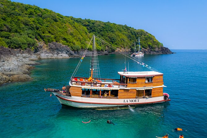 Sun & Sunset Dinner Cruise - Combine the best of both worlds - Promthep Cape at the right time, not just at the end