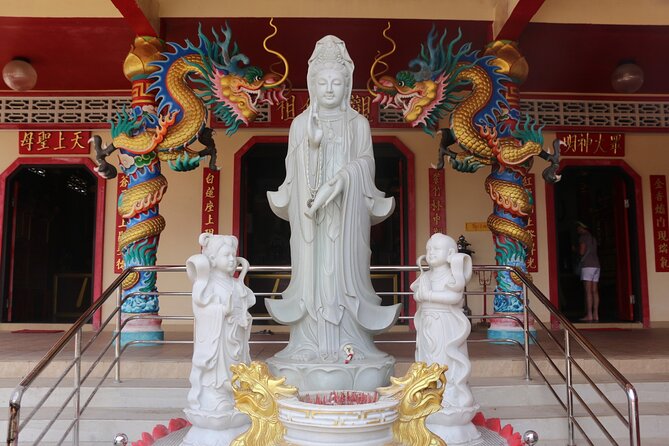 Takuapa Cultural History Half-Day Tour From Khao Lak - The shrines you’ll hear about, Sin Chai Tueng and Leng San Keng