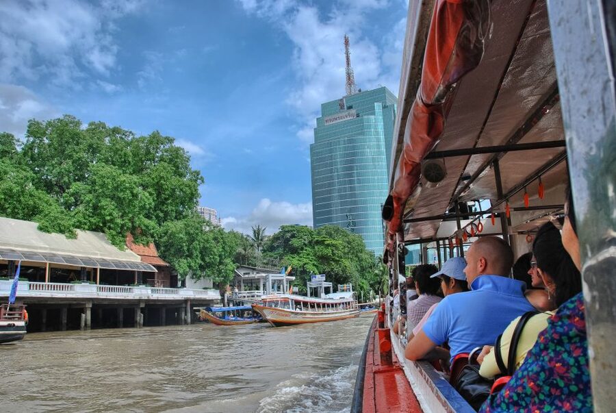 Talat Noi I A Journey Through Art and Culture l Bangkok - The Chao Phraya River express boat ride, why it matters