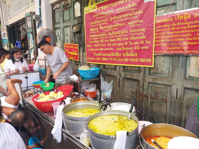 Taste of Bangkok: A 3-Hour Chinatown Food Feast - A Guided Evening You Can Trust: Na, Peak, and the Small-Group Advantage