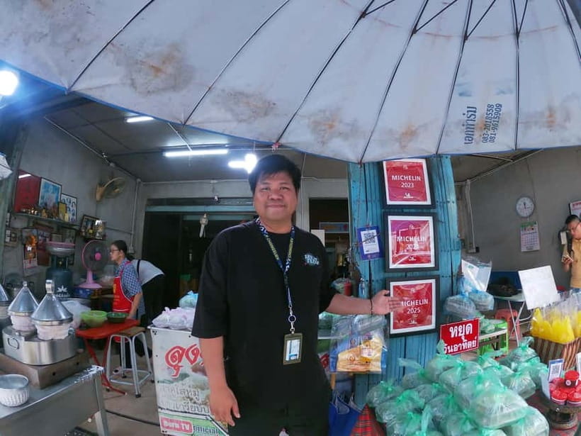 Taste of Chiang Mai: Michelin Guide & Street Food Tour - Where the tour starts, and why Wat Saen Fang is a smart meeting point