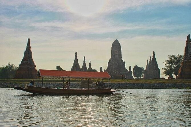 Temples of Ayutthaya Day Tour from Bangkok - Riverside Lunch, Snacks, and Staying Comfortable