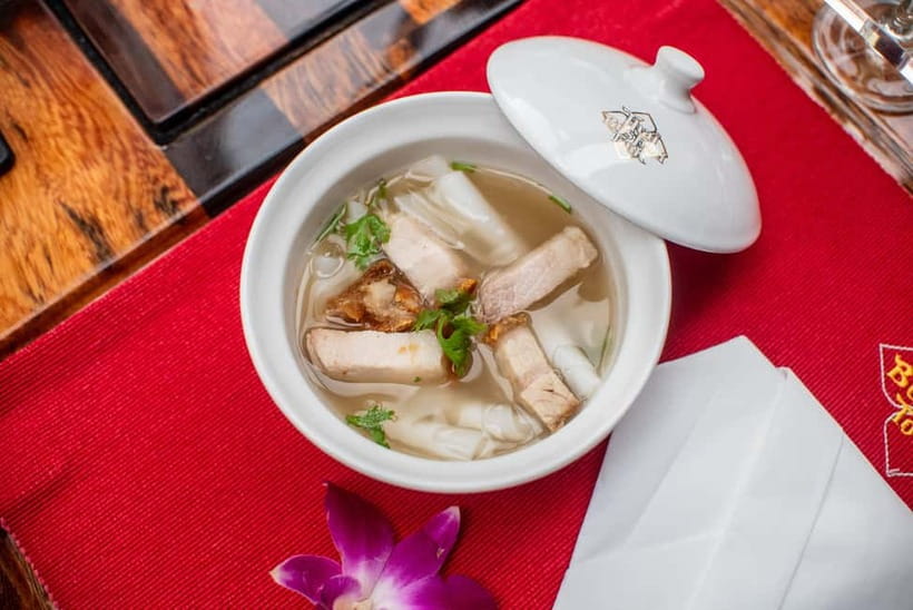 Thai Bus Food Tour Experience in Bangkok - Who this bus-food combo is best for