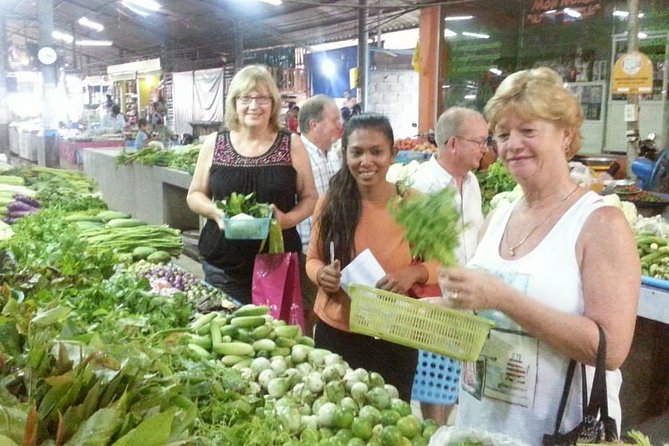Thai Cooking Class with Local Market Tour in Koh Samui - The Garden Kitchen and the Small-Group Teaching Style