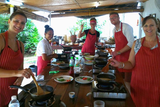 Thai Cooking Class with Local Market Tour in Koh Samui - Hotel pickup and timing: what to do with that early window