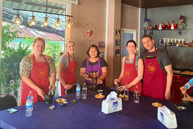 Thai Cooking Class with Market Tour in Phuket by VJ - Weather, kids, and who this experience fits best