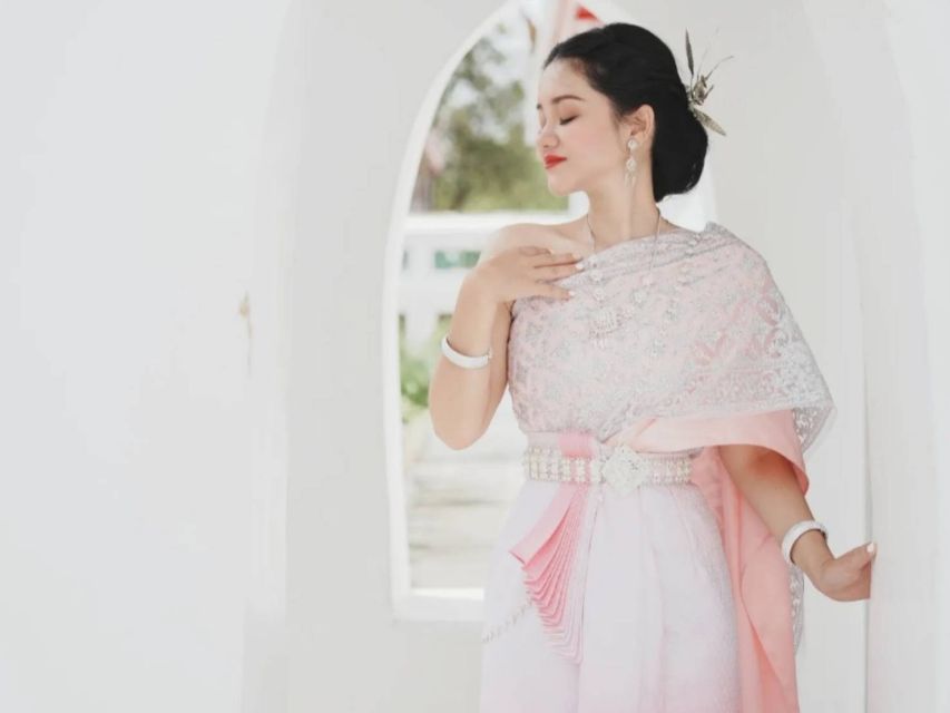 Thai Costume Rental - What’s Included, and What You’ll Need to Plan Yourself