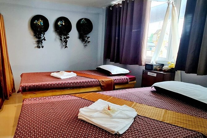 Thai Massage - Who Should Book This Thai Massage Session