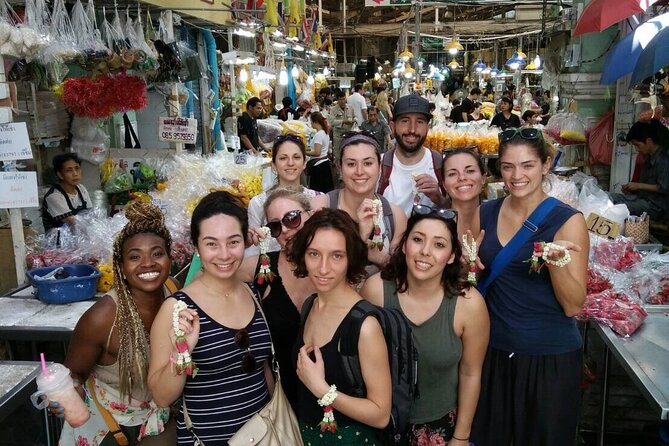 Thai PRIVATE Tour Guide - Stop 5: Khlong Bang Luang Artist House and local community life