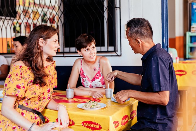 The 10 Tastings of Chiang Mai With Locals: Private Street Food Tour - Wat Chai Si Phum: Temple Start Plus a Food-Friendly Pace