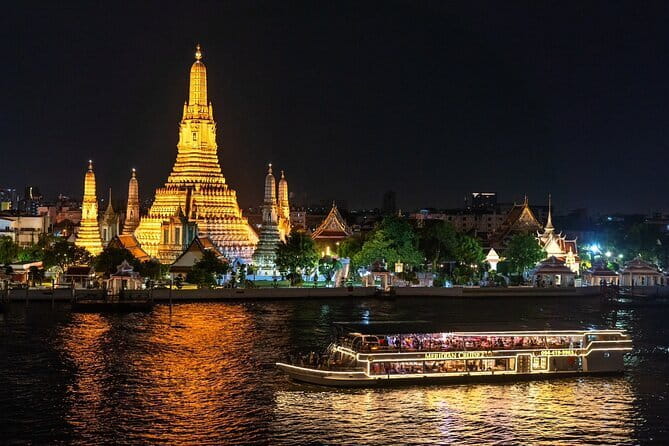 The Luxury White Cruise Experience - Grand Palace at night: what you are seeing from the river