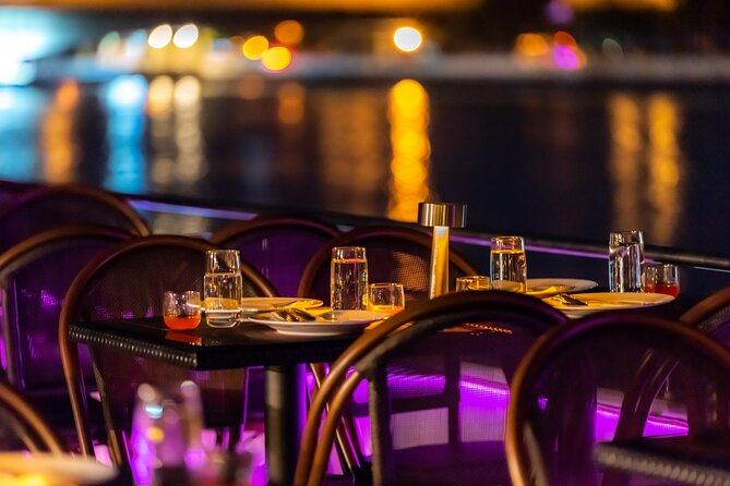 The Newest Luxury 5 Star Bangkok Chaophraya Dinner Cruise - Landmark Views Along the Chao Phraya, and the Late-November Bridge Plan