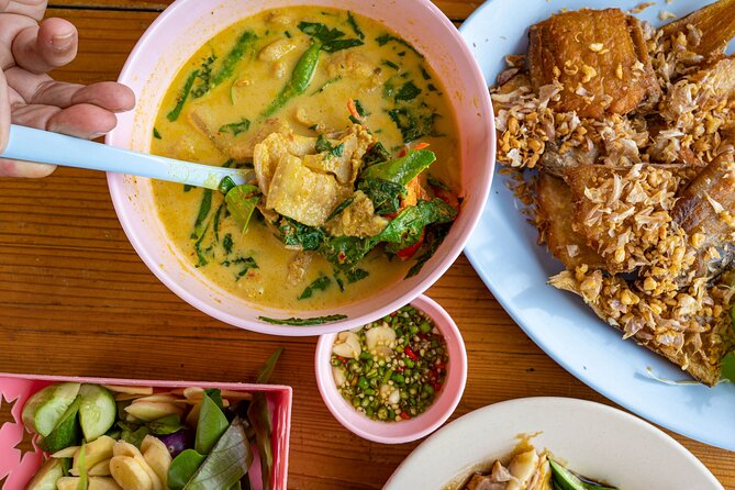 The Real Jing Jing Thai Food Tour in Hua Hin - Hua Hin Clock Tower meeting point, then local transport