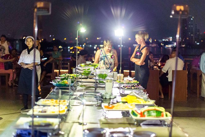 The White Orchid River Dinner Cruise Experience - Entertainment and seating: top-deck views vs random reality