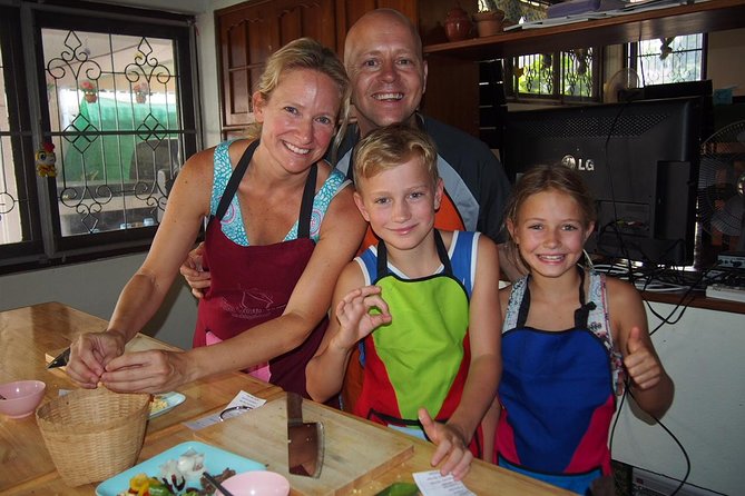 Tomyumthai Cooking Class in Chiang Mai - The market-to-meal flow: why you cook course by course