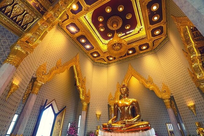 Top 3 Bangkok Temples: Multilingual Private Tour [EN,ES,DE,IT,FR] - Wat Benchamabophit: the Marble Temple photo finish