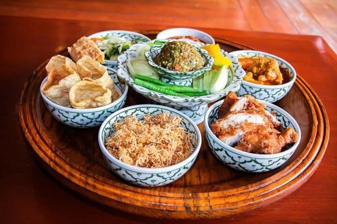Traditional Khantoke Dinner and Show from Chiang Mai - Key things to know before you go