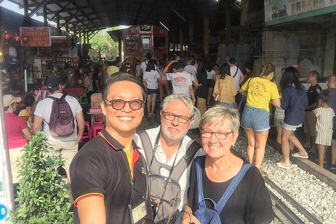 Train & Floating Market Food Adventure + Scenic train ride - The licensed guide factor, why the day feels guided instead of chaotic