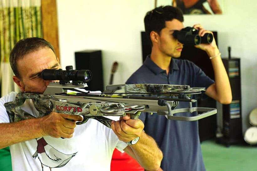 "Try Out Package" Bow and Crossbow Shooting - The gear you can try, from longbow feel to hunting crossbows